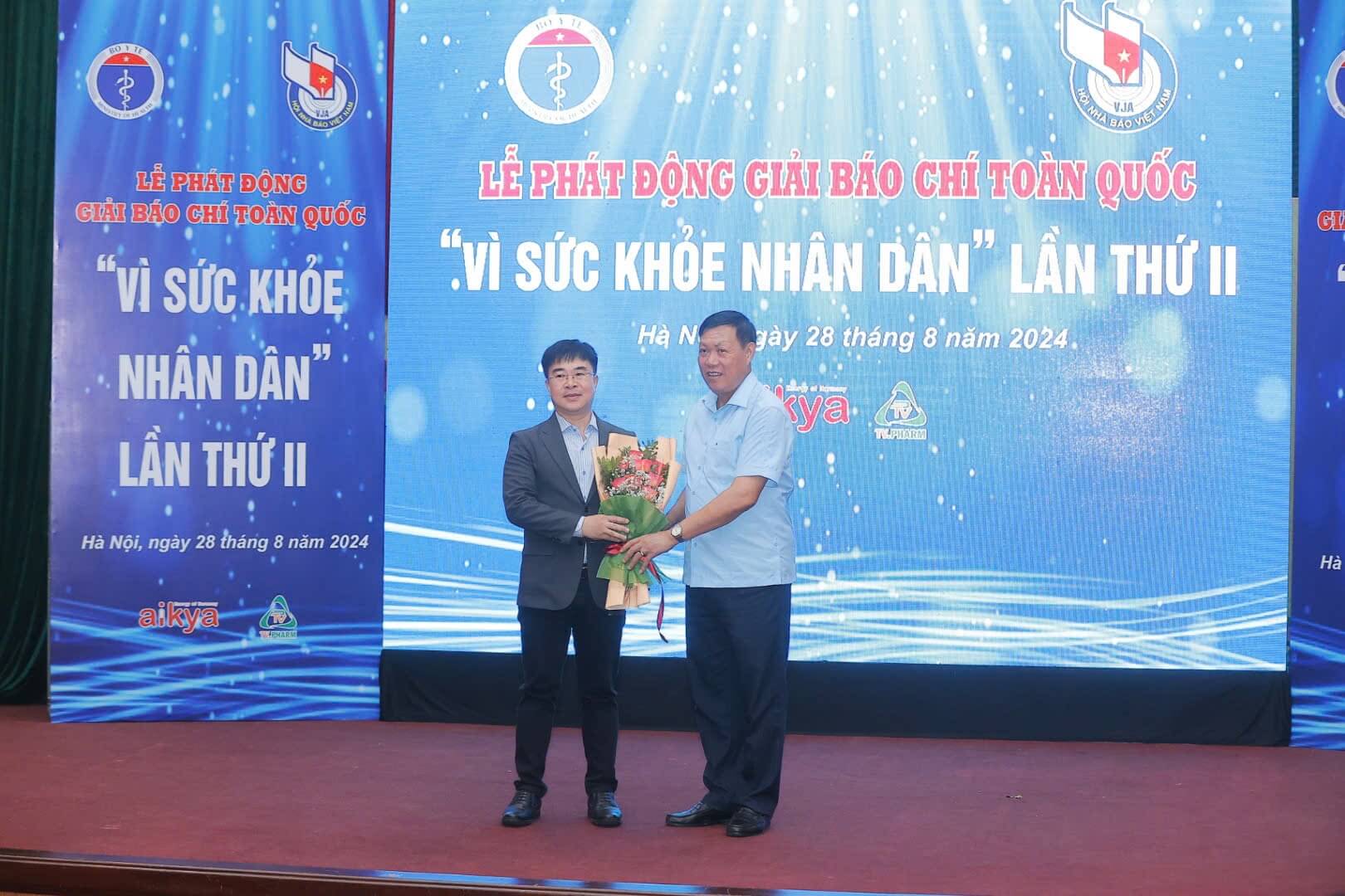 TV.PHARM honored in the “Top 50 Vietnam Best Growth”