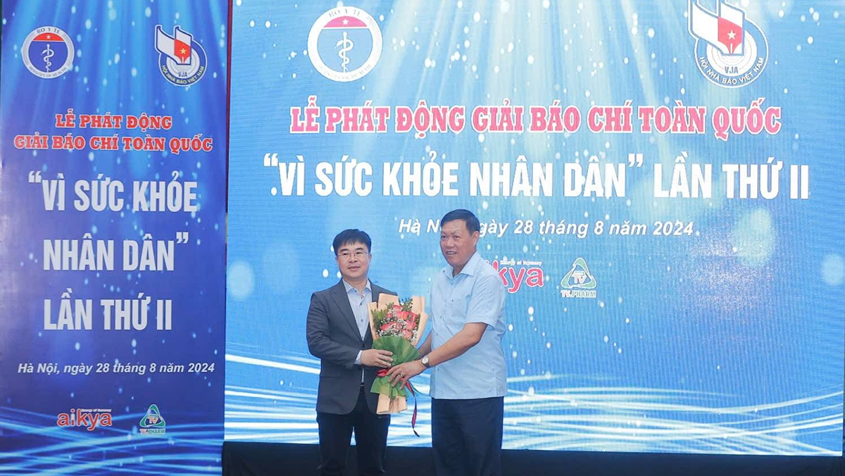 TV.PHARM honored in the “Top 50 Vietnam Best Growth”