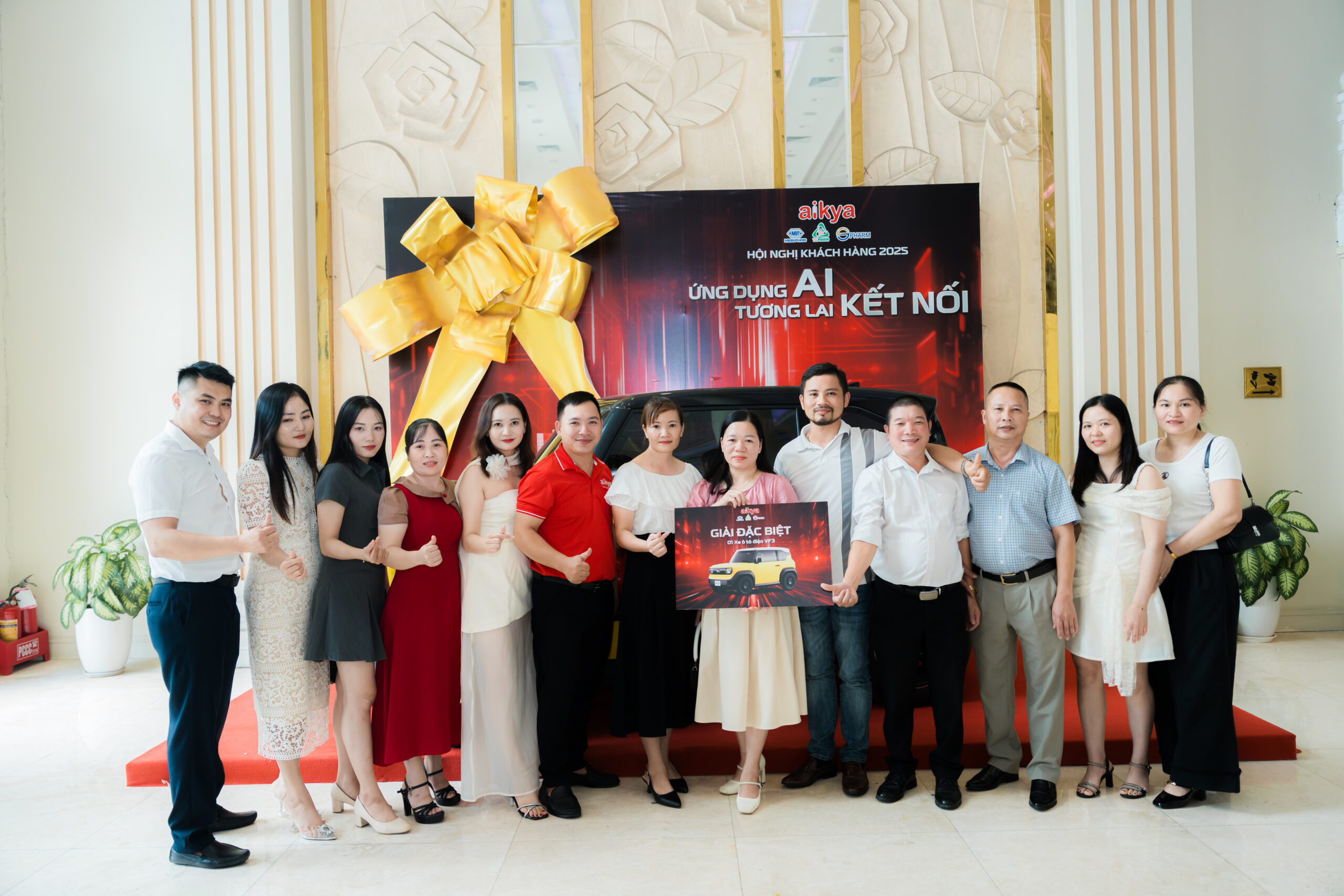 ĐẦU CẦU HÀ NỘI “KHAI PHÁO” CHO CHUỖI SỰ KIỆN HỘI NGHỊ KHÁCH HÀNG 2025: ỨNG DỤNG AI – TƯƠNG LAI KẾT NỐI